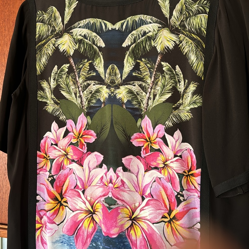 Stella McCartney silk short sleeve tropical/hawaiian printed knee-length dress. - Picture 4 of 8